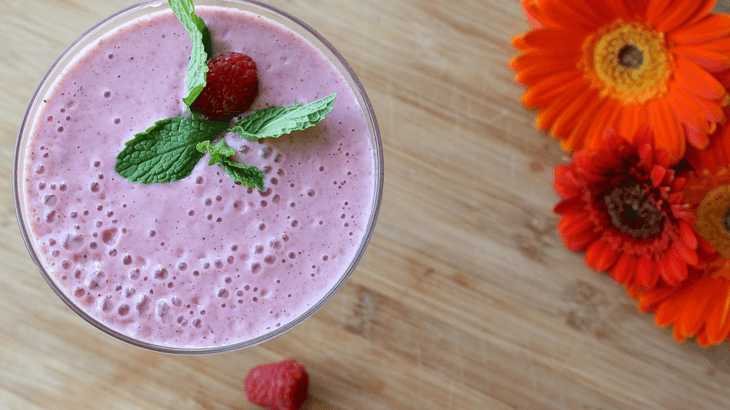 Healthy pregnancy smoothie ideas for breakfast