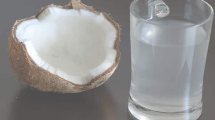 Healthy drinks for pregnancy - coconut water